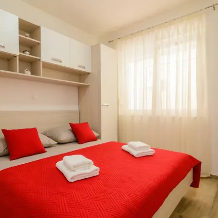 Filip Apartment *